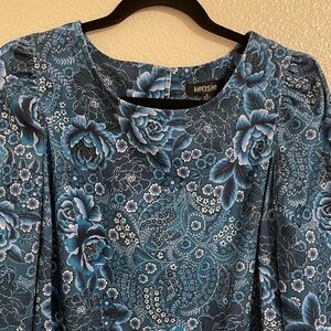 Kensie Teal and Navy Floral Top